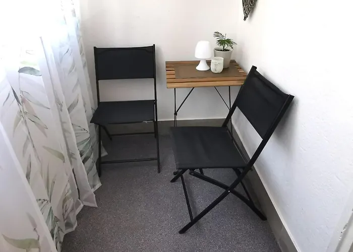 A Quick Walk To & Old Town Apartment Split